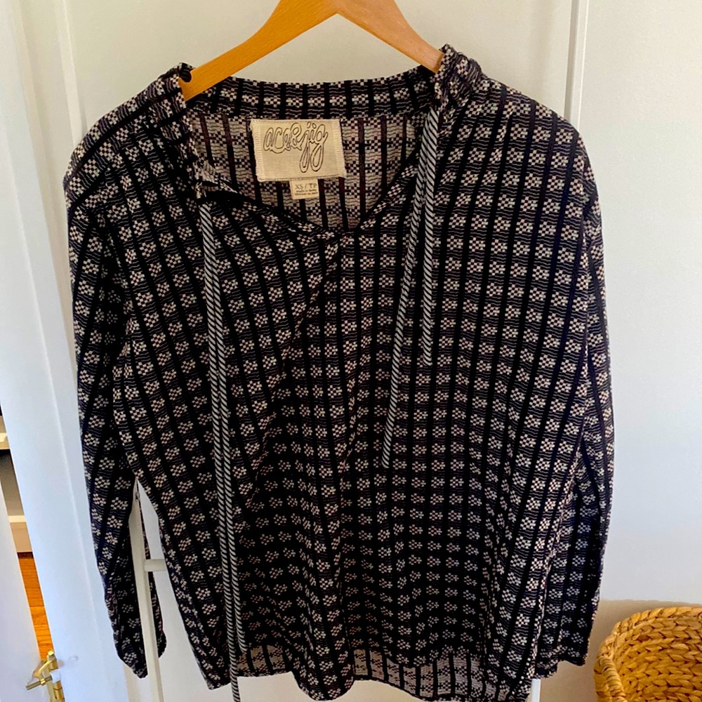 Ace & Jig—Top worn one time, oversized fit